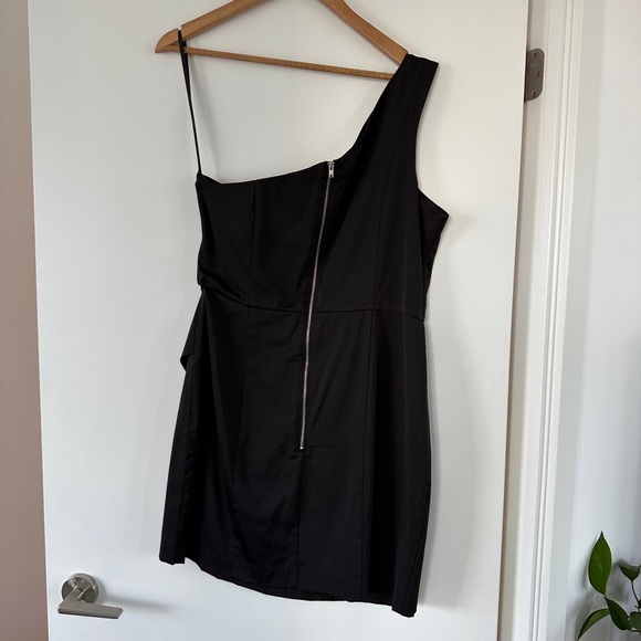 Vintage Walter by Walter Baker One Shoulder Dress - Picture 2 of 4